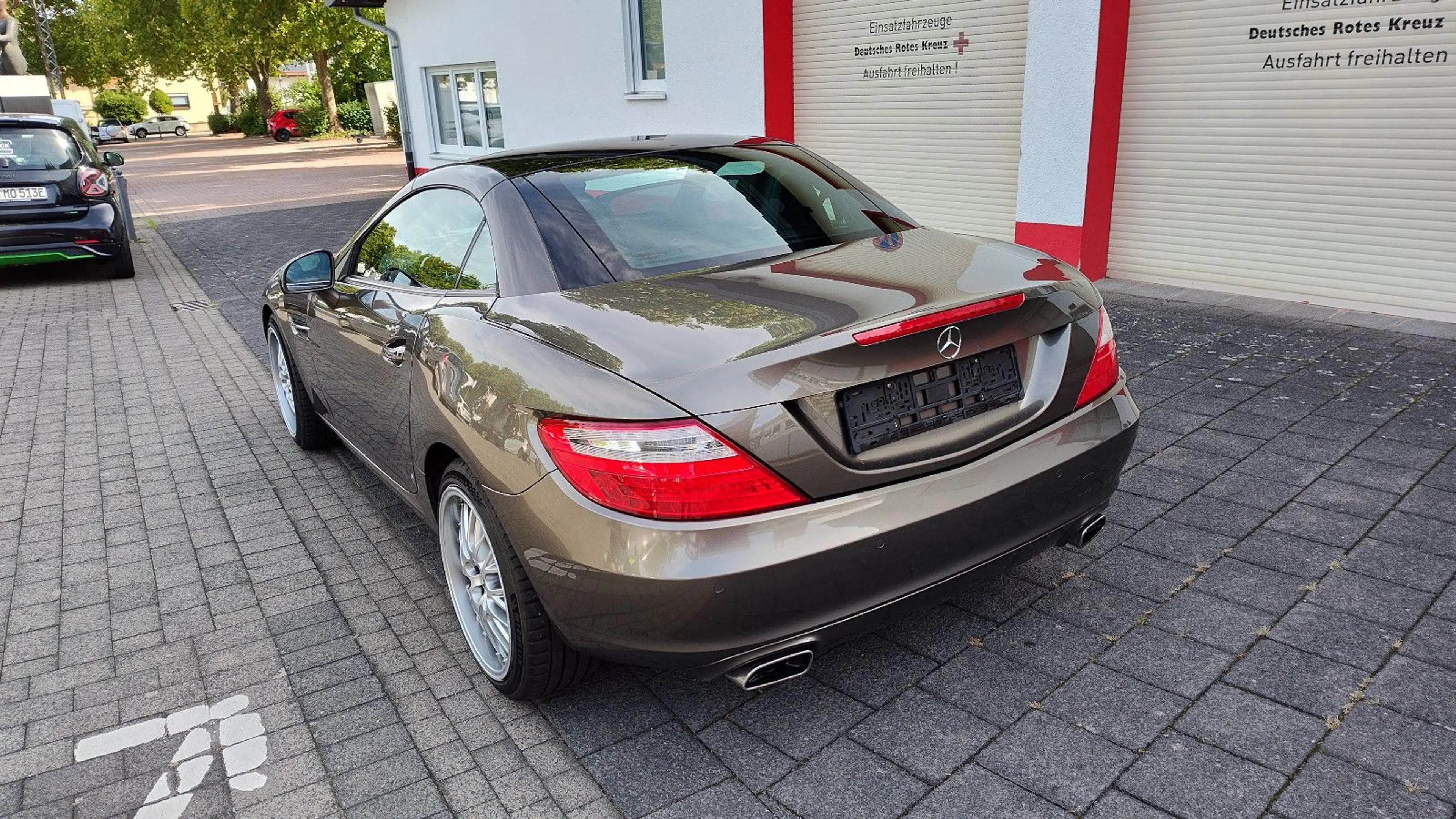 Mercedes-Benz SLK 200 Airscarf Auto NaviLeder18Zoll Scheckheft — photo 15