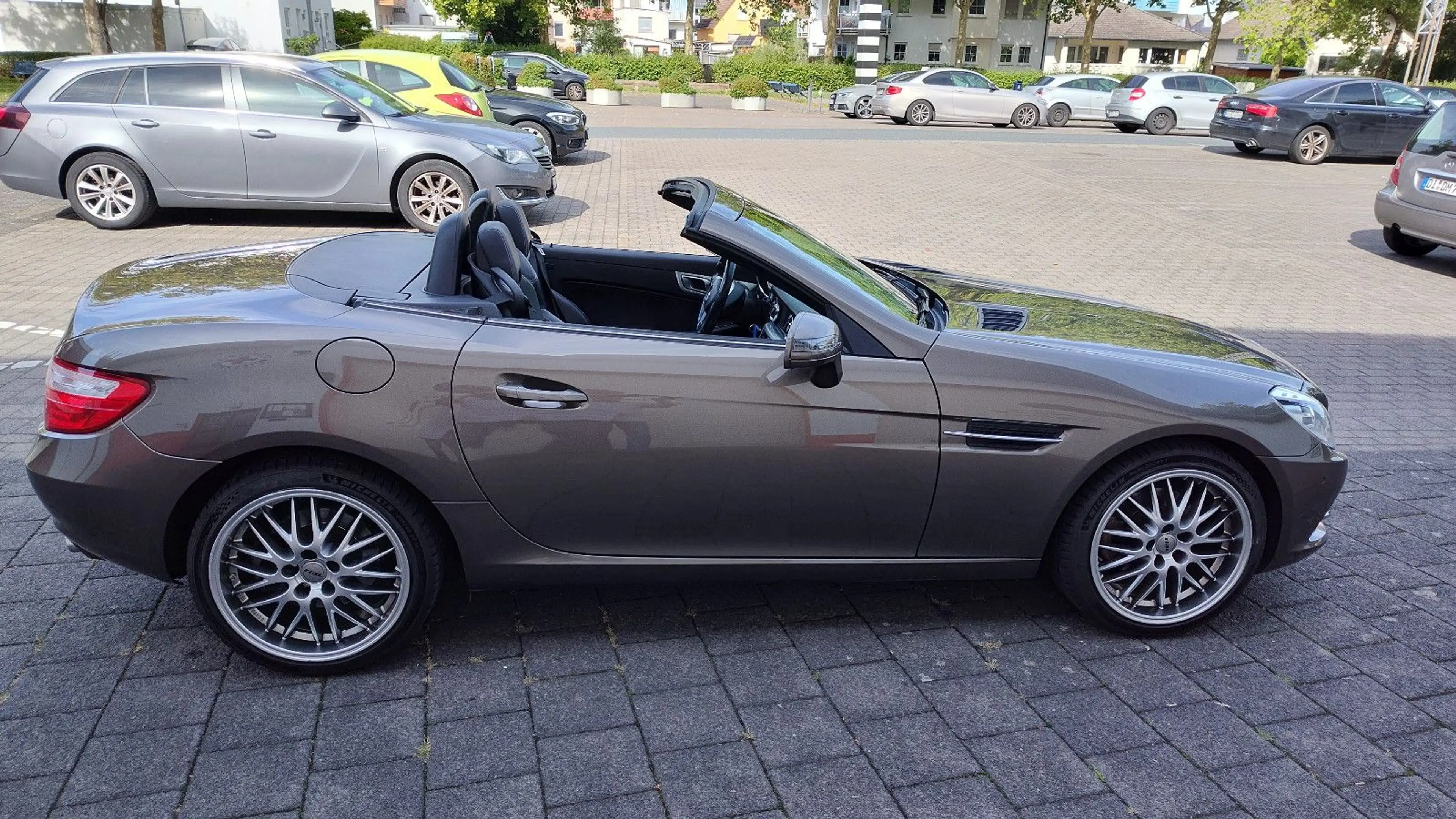 Mercedes-Benz SLK 200 Airscarf Auto NaviLeder18Zoll Scheckheft — photo 13