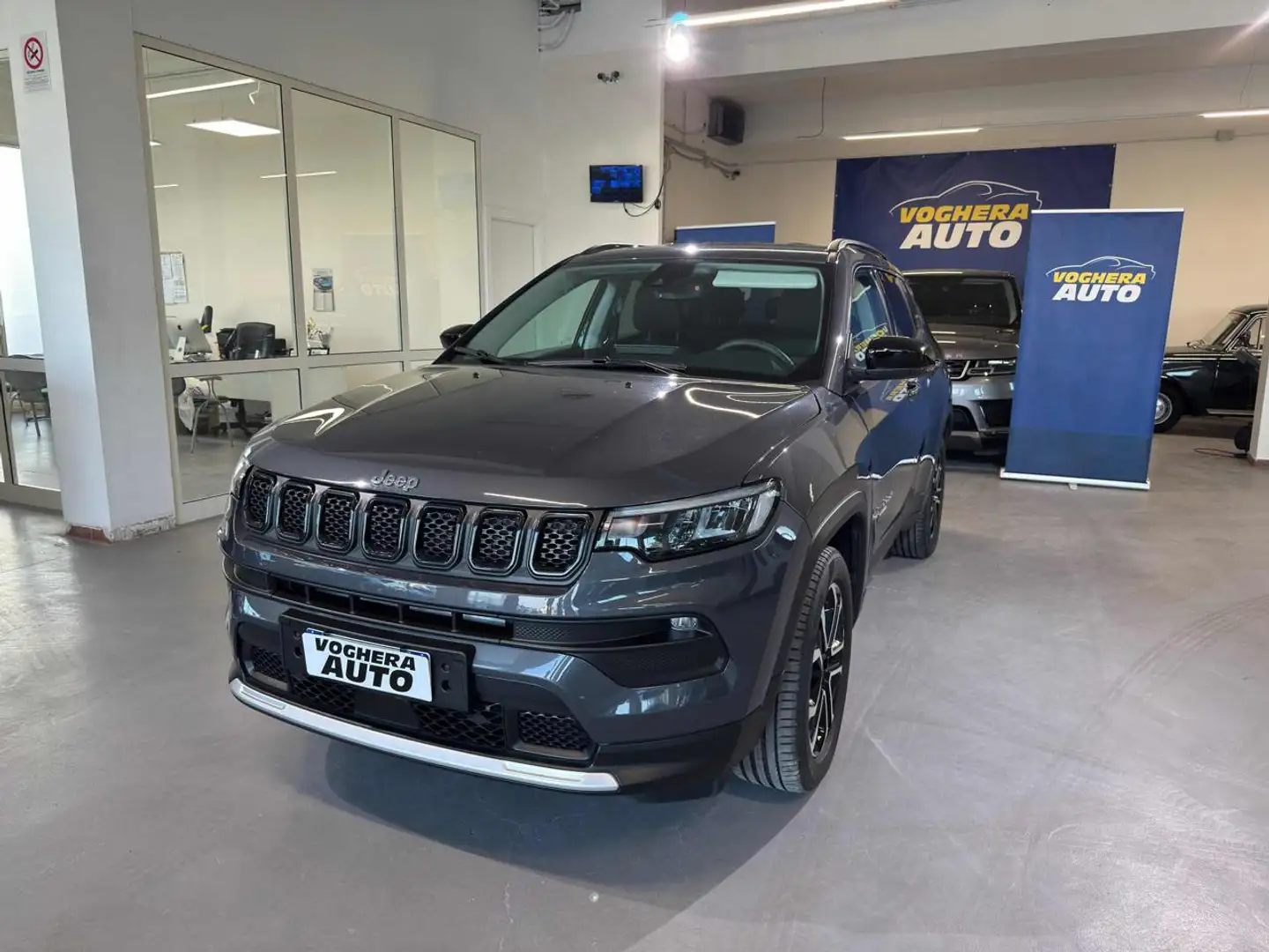Jeep Compass 1.5 Turbo T4 130 CV MHEV 2WD Limited Grigio - 2