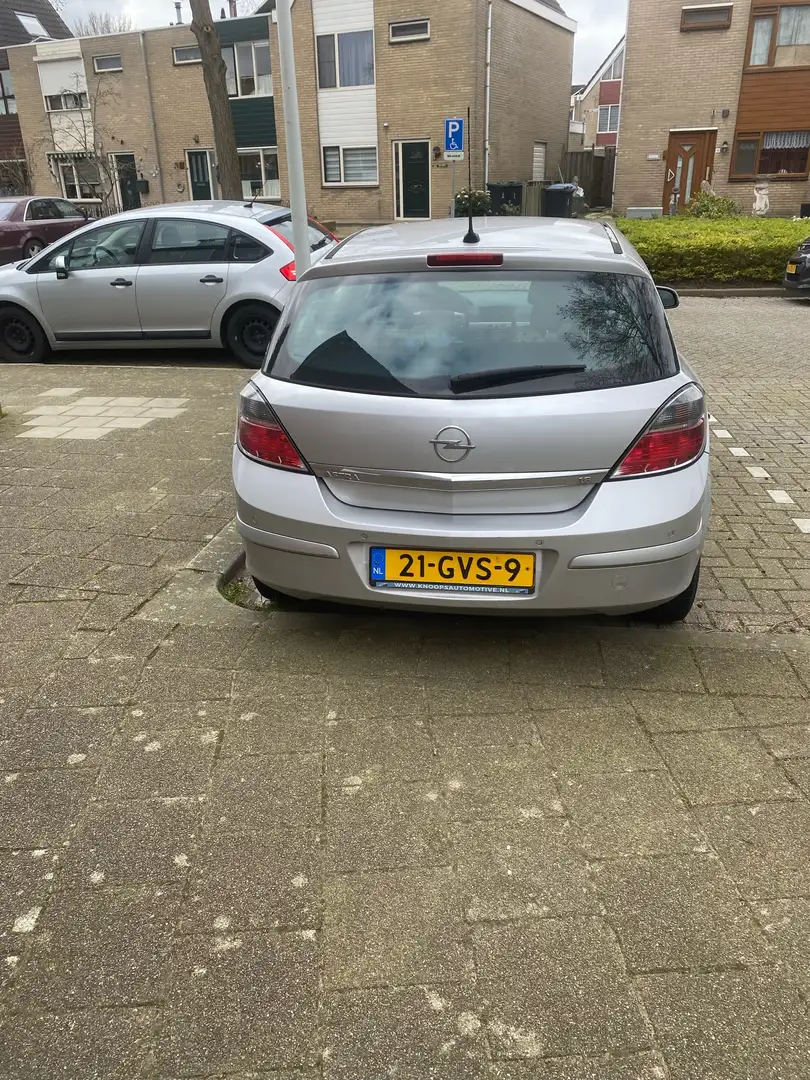 Opel Astra 1.6 1 jaar apk Grijs - 2