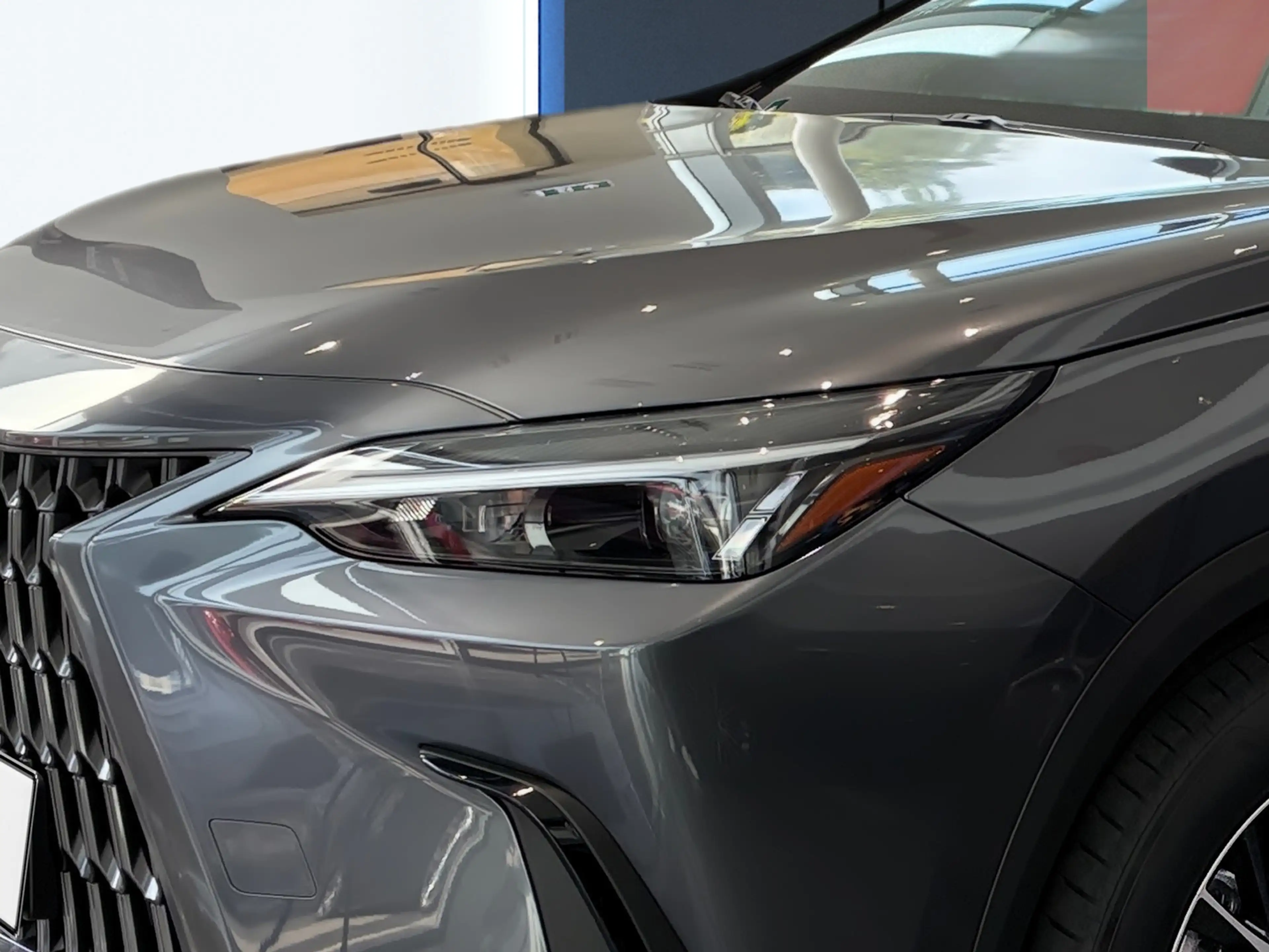Lexus NX 350h NX SUV Comfort 350h FWD — photo 3