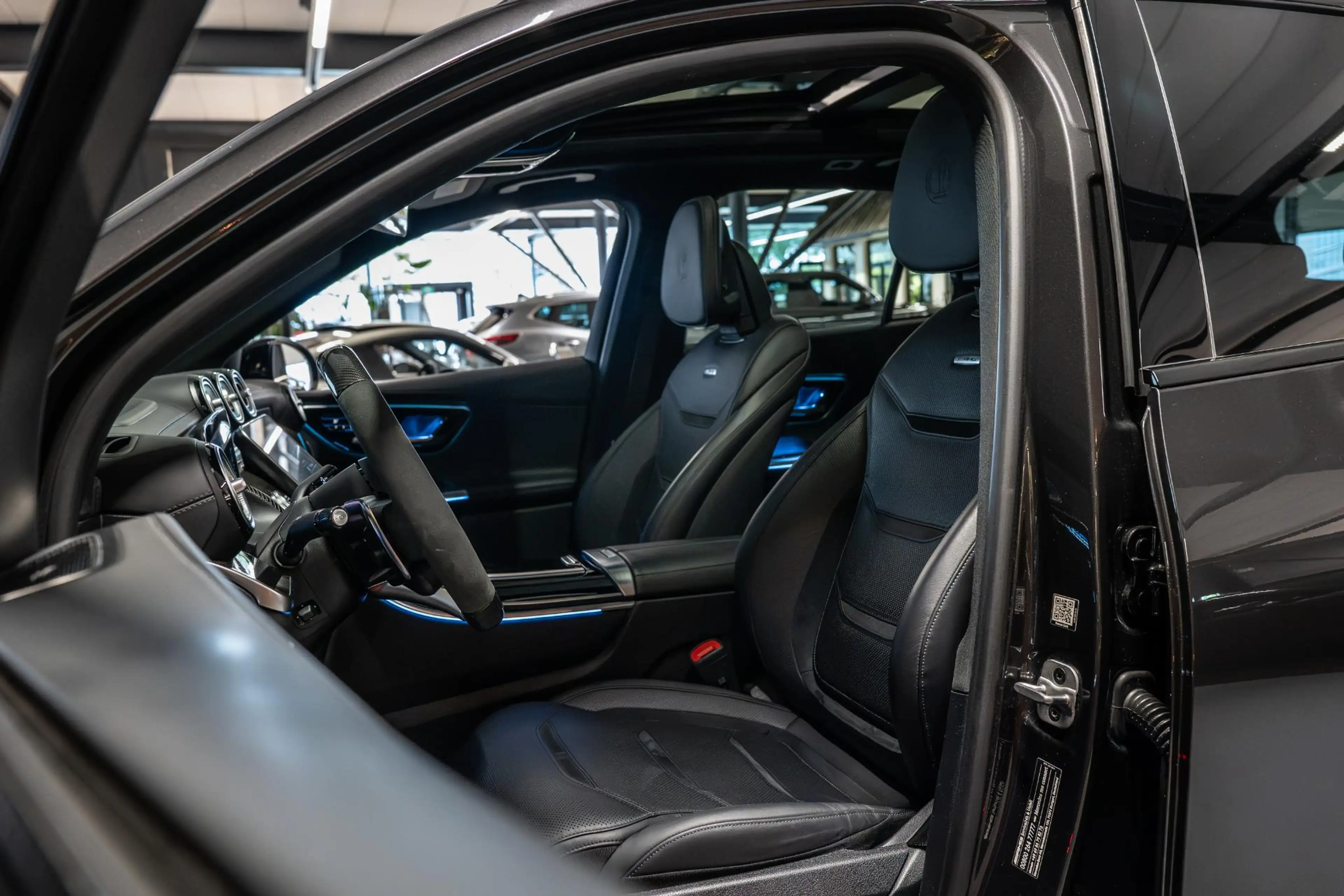 Mercedes-Benz GLC 63 AMG S E Performance Night Edition Carbon Stuur | Pano — photo 3