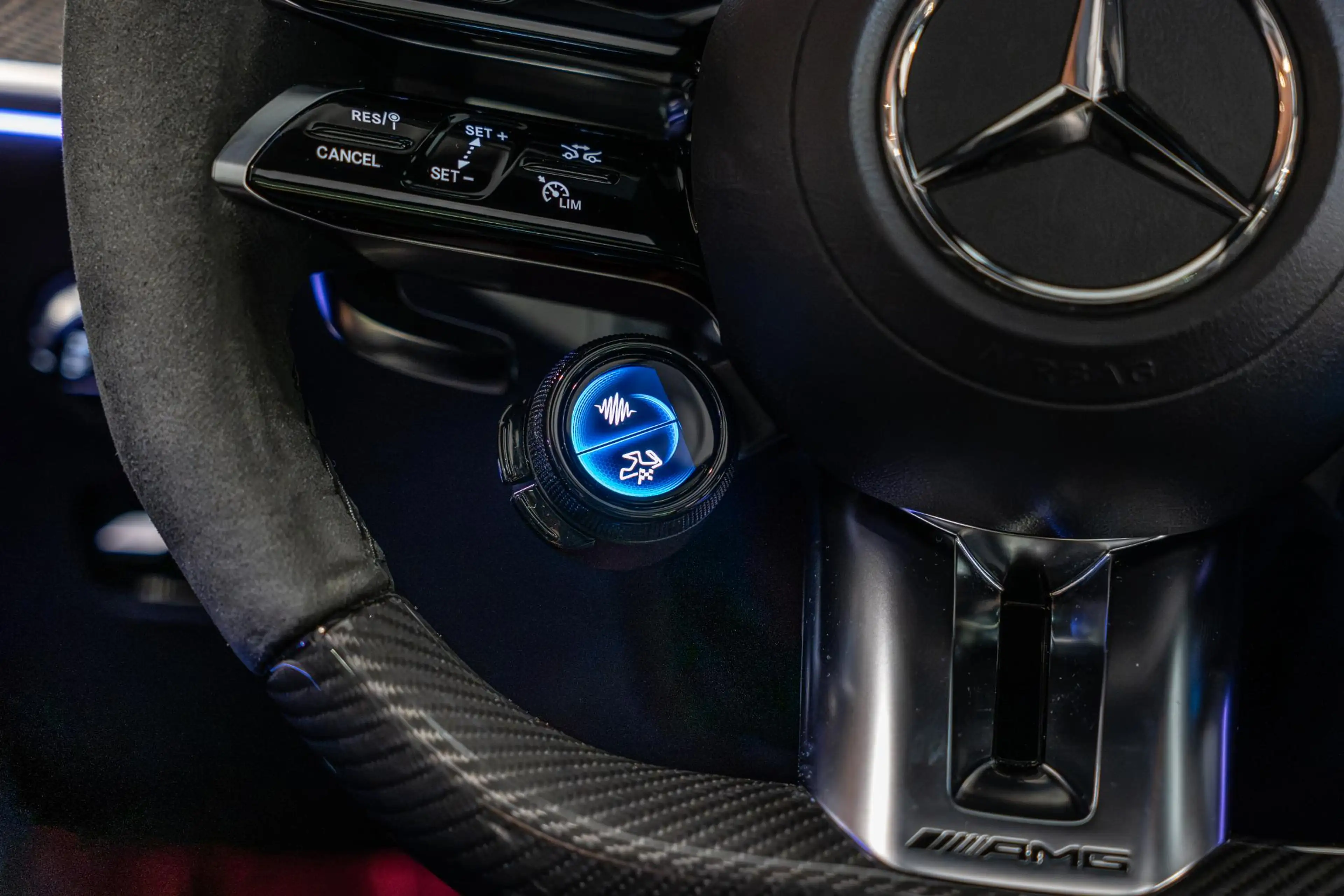 Mercedes-Benz GLC 63 AMG S E Performance Night Edition Carbon Stuur | Pano — photo 6