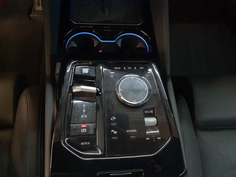 BMW 550 550e xDrive Aut. M-SPORT LEDER KAM LED — photo 10