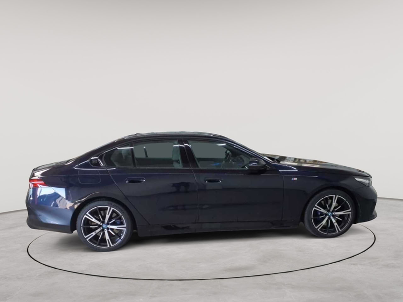 BMW 550 550e xDrive Aut. M-SPORT LEDER KAM LED — photo 3