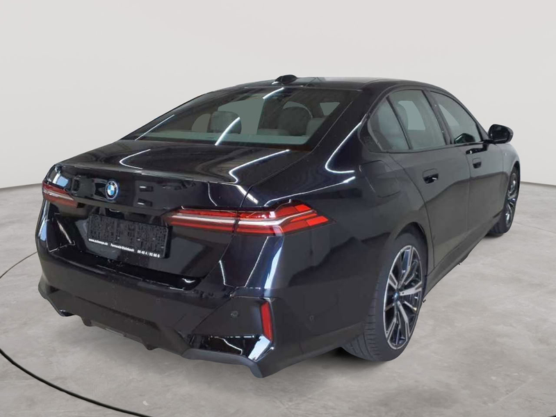 BMW 550 550e xDrive Aut. M-SPORT LEDER KAM LED — photo 4