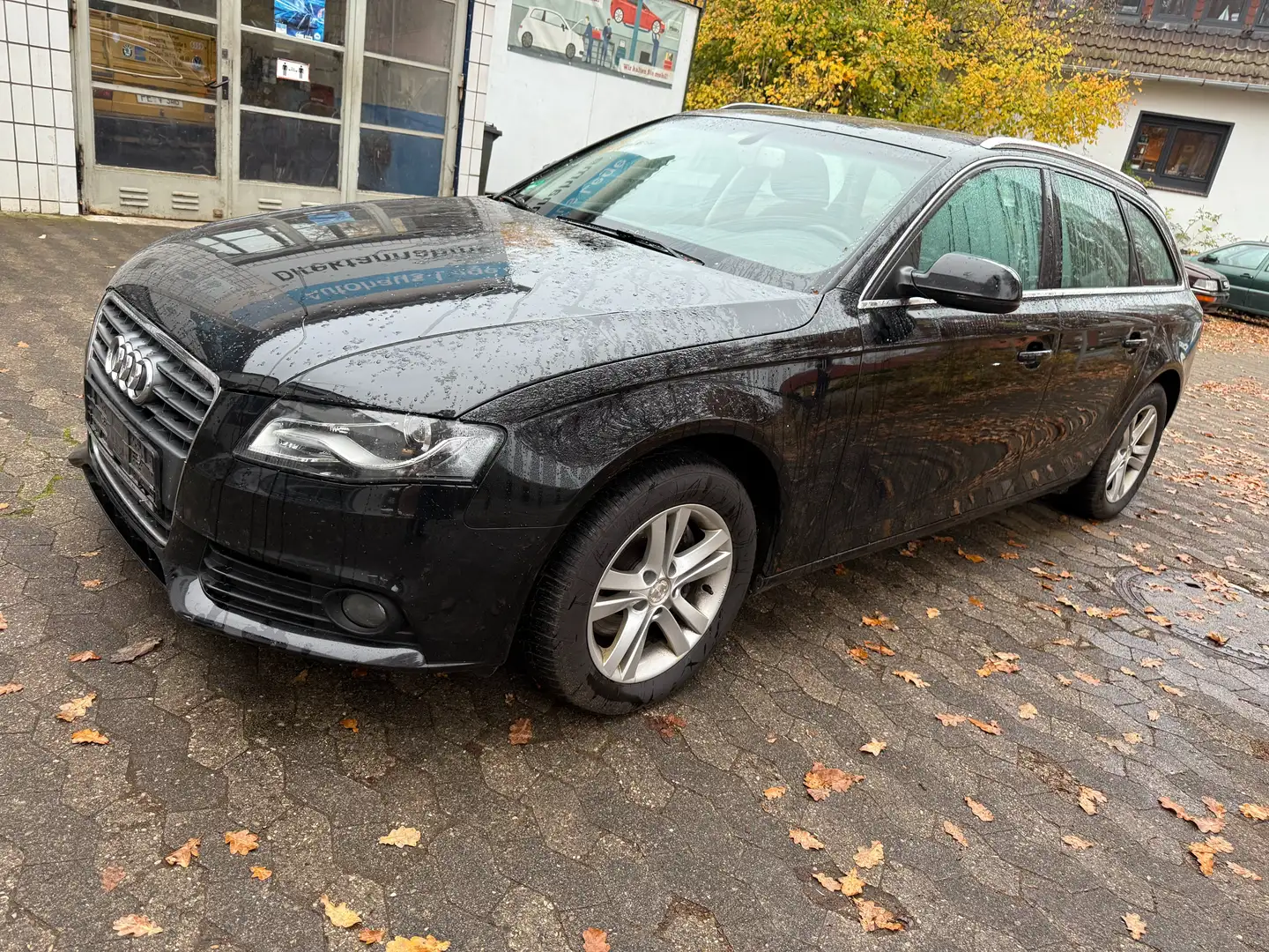 Audi A4 Diesel Avant 2.7 TDI DPF multitronic Ambiente Schwarz - 2