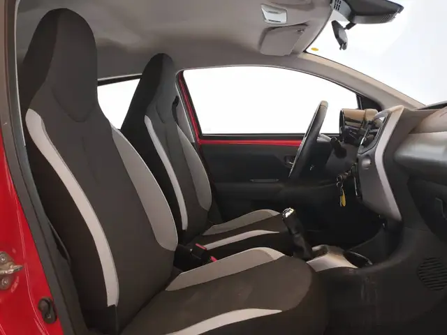 Toyota Aygo view 14