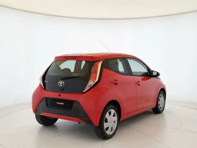 Toyota Aygo view 5