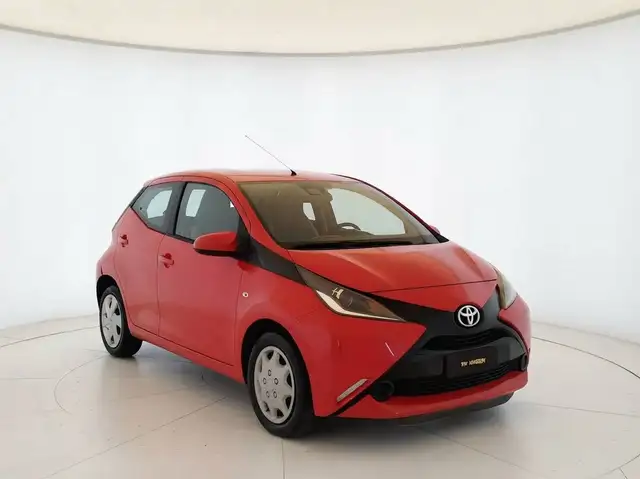 Toyota Aygo view 4