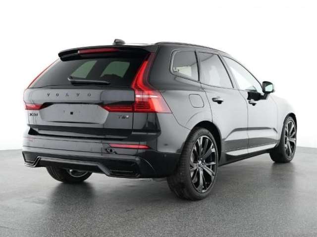 Volvo XC60 Plus Black Edition Plug-In Hybrid*HUD*LUFTF