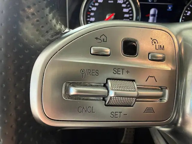 Mercedes-Benz CLS view 18