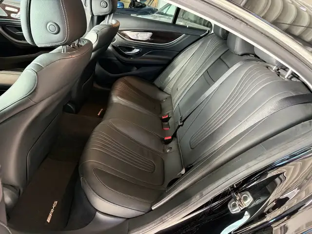 Mercedes-Benz CLS view 11