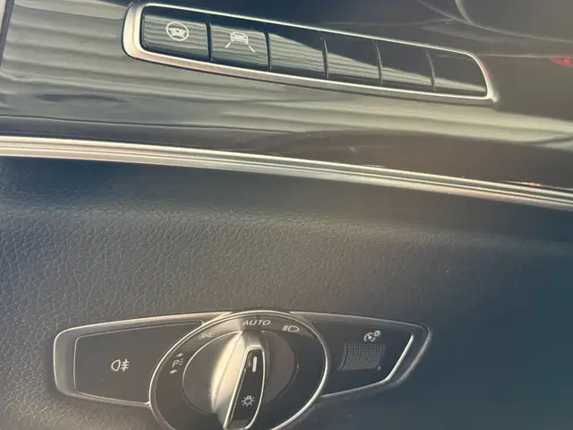Mercedes-Benz CLS view 21