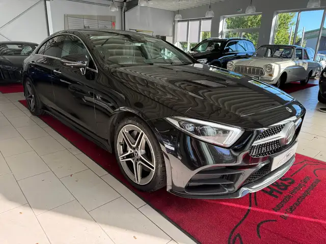 Mercedes-Benz CLS view 3
