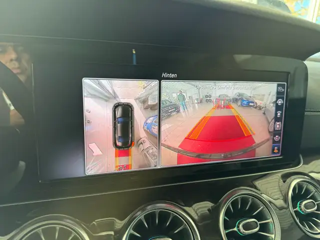 Mercedes-Benz CLS view 15