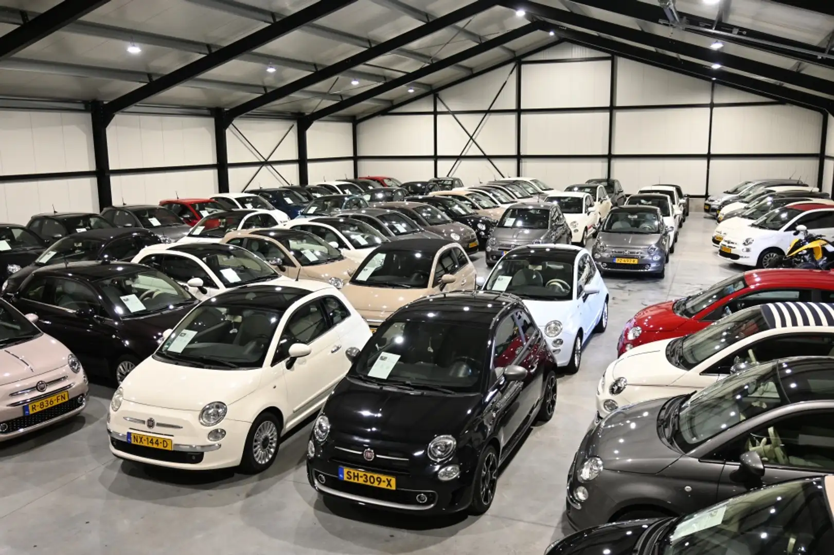 Fiat 500 1.2 Lounge | Airco | pano-dak Grijs - 2