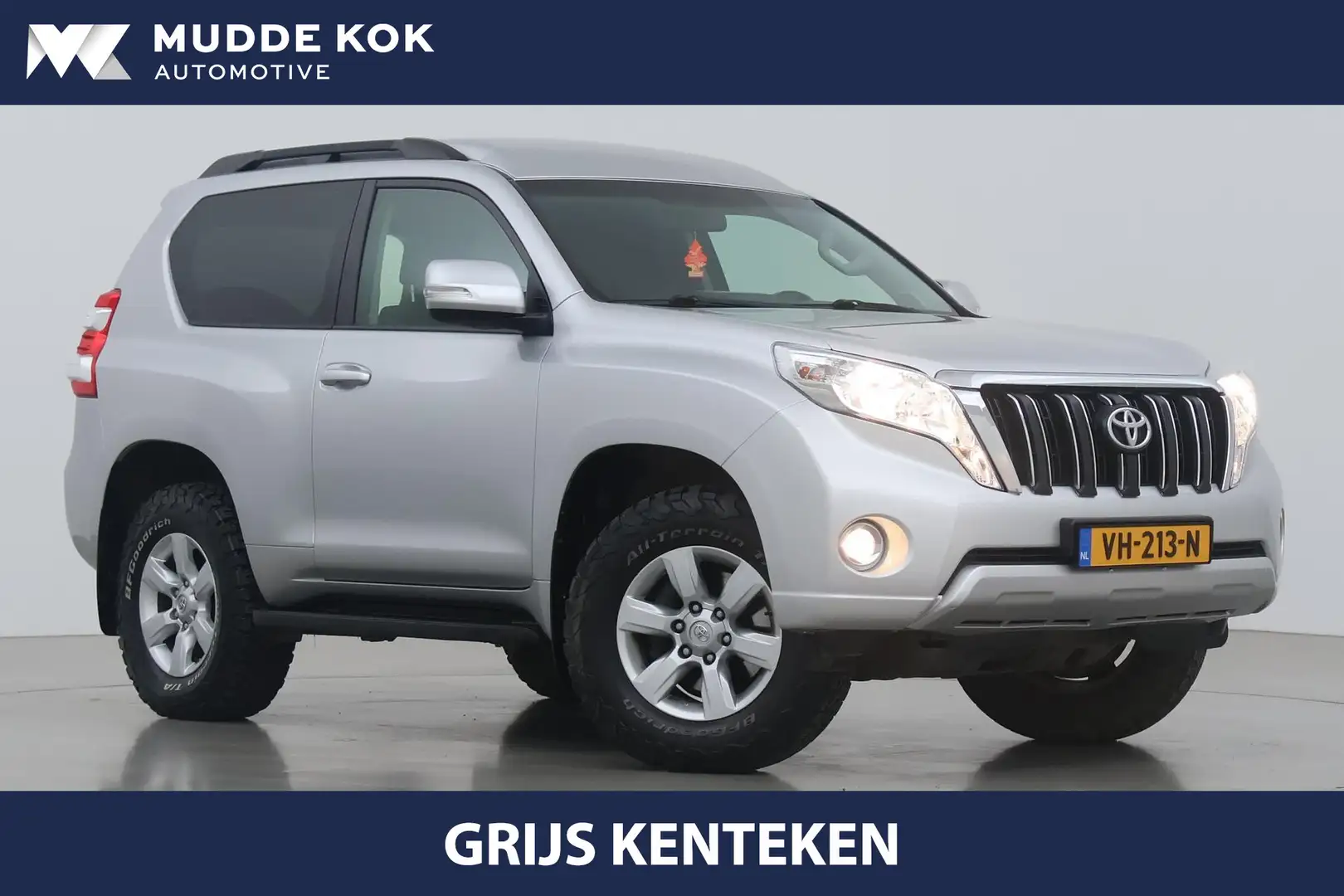 Toyota Land Cruiser 3.0 D-4D-F VX High Roof Blind Van | Grijs Kenteken Zilver - 1