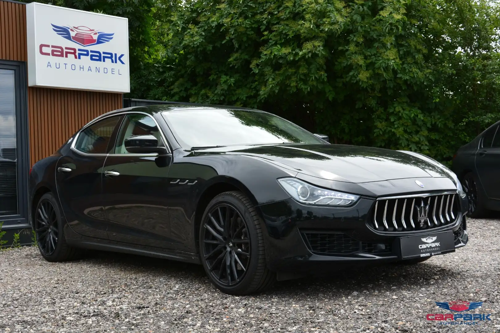 Maserati Ghibli Facelift GranLusso Schwarz - 1