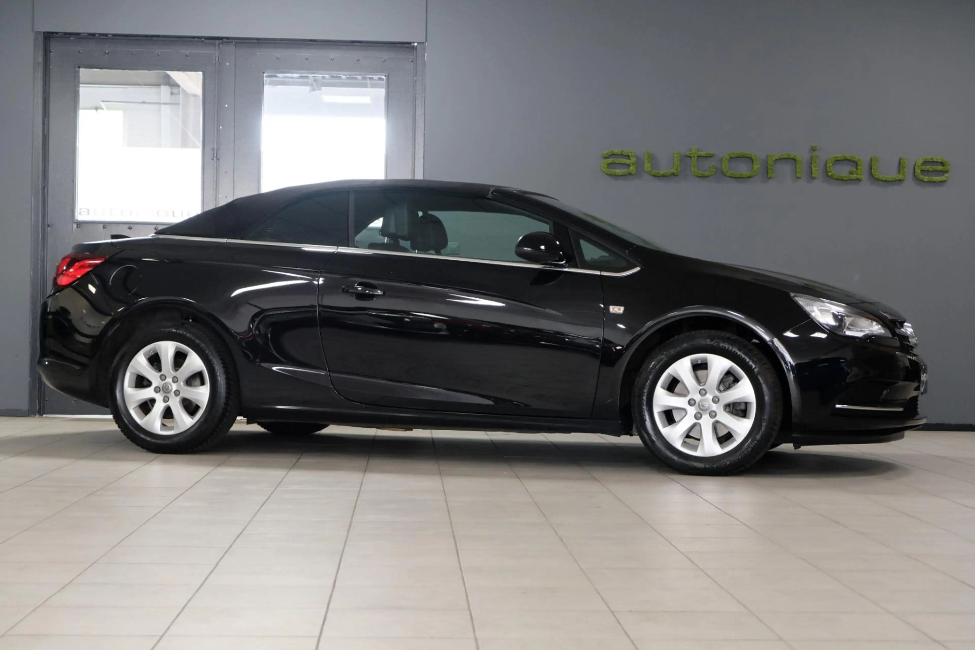 Opel Cascada 1.4 Turbo Edition clima/windschot — photo 13