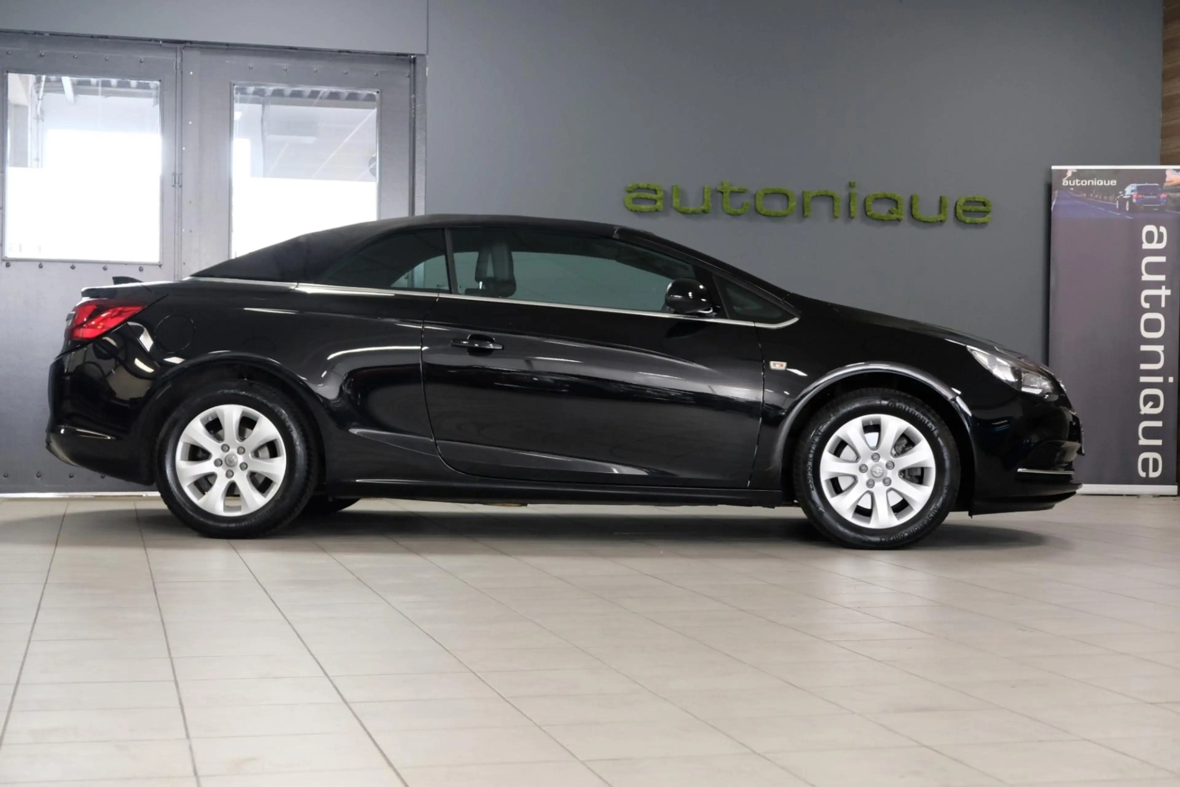 Opel Cascada 1.4 Turbo Edition clima/windschot — photo 11