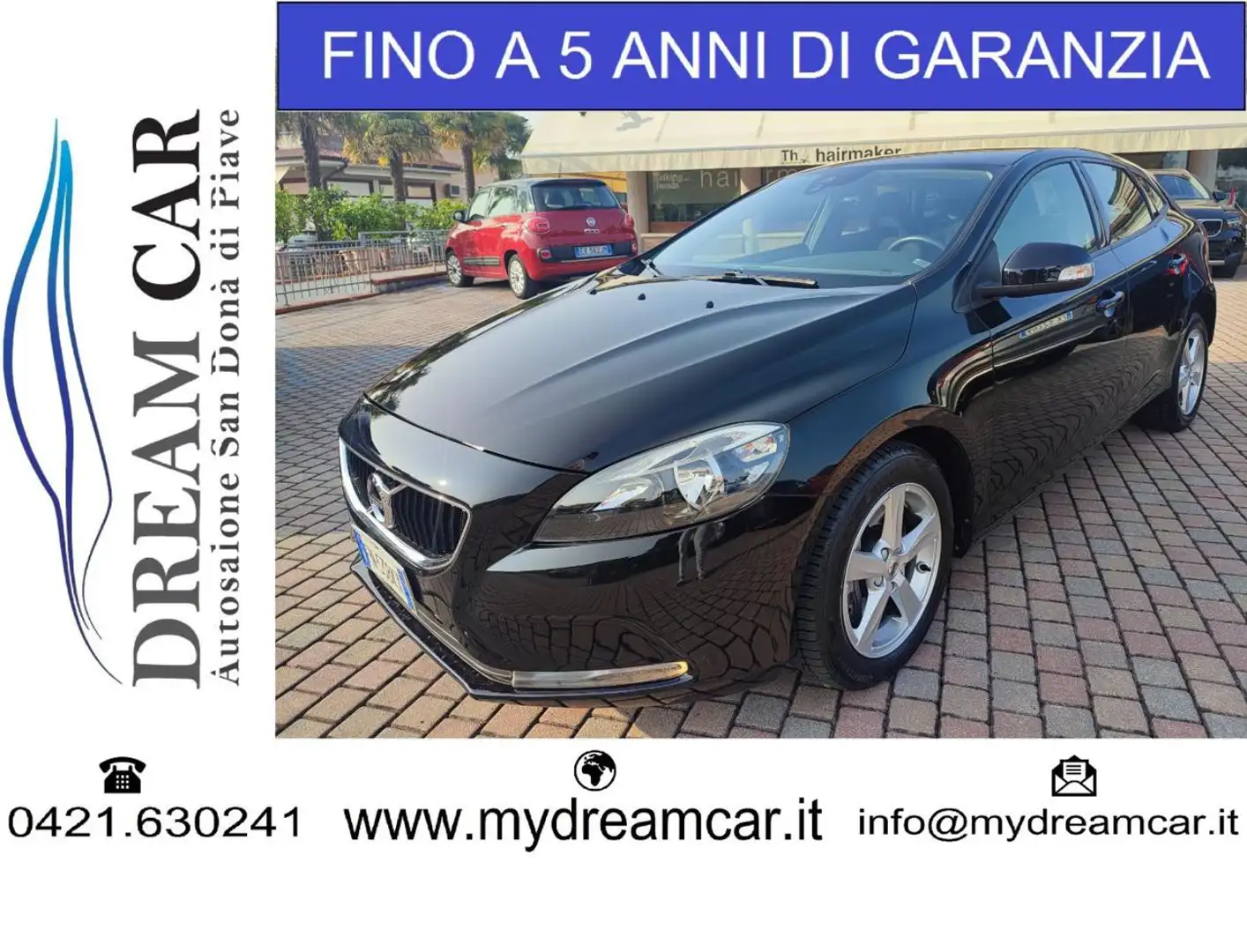 Volvo V40 D3 Geartronic Momentum Nero - 1