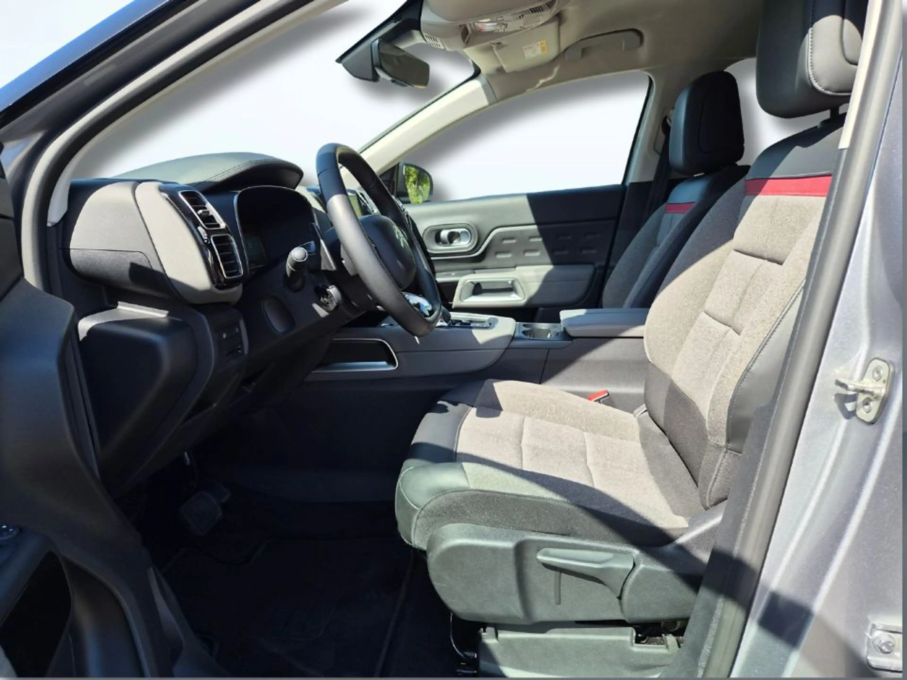 Citroen C5 Aircross Feel Pack Hybrid — photo 5