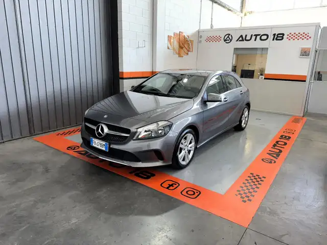 Mercedes-Benz A 180 d Premium + Ok Neopatentati! Euro 6B!