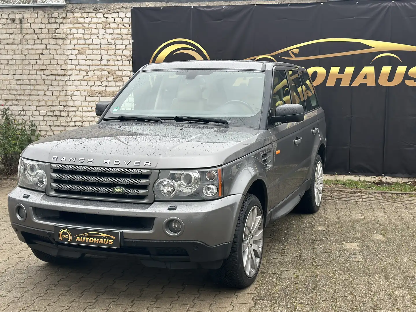 Land Rover Range Rover Sport V6 TD HSE Grau - 1