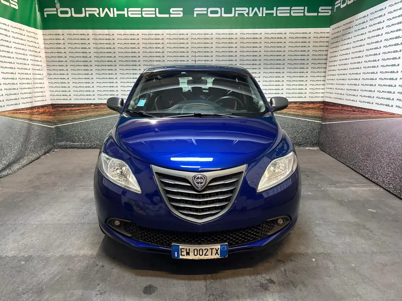 Lancia Ypsilon