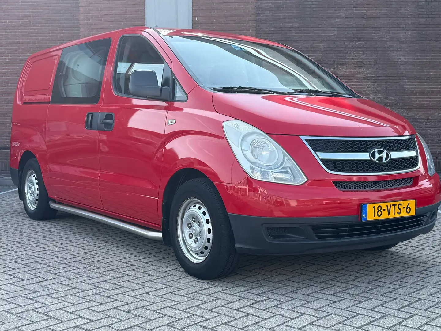 Hyundai H 300 2.5 CRDi Dynamic|DUBBEL CABINE|AIRCO|2XSCHUIFDEUR| - 1