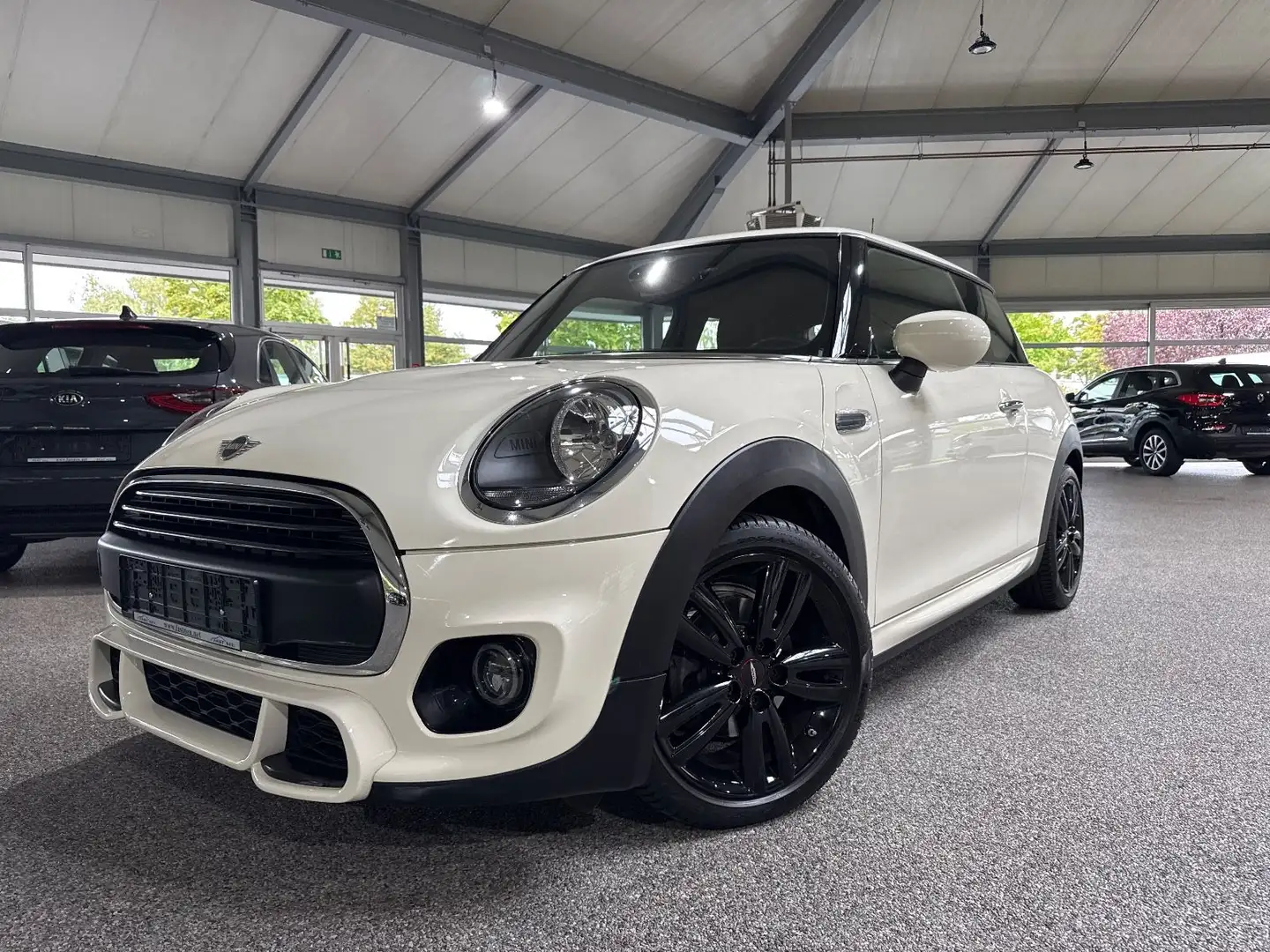 MINI One John Cooper Works PDC Weiß - 1
