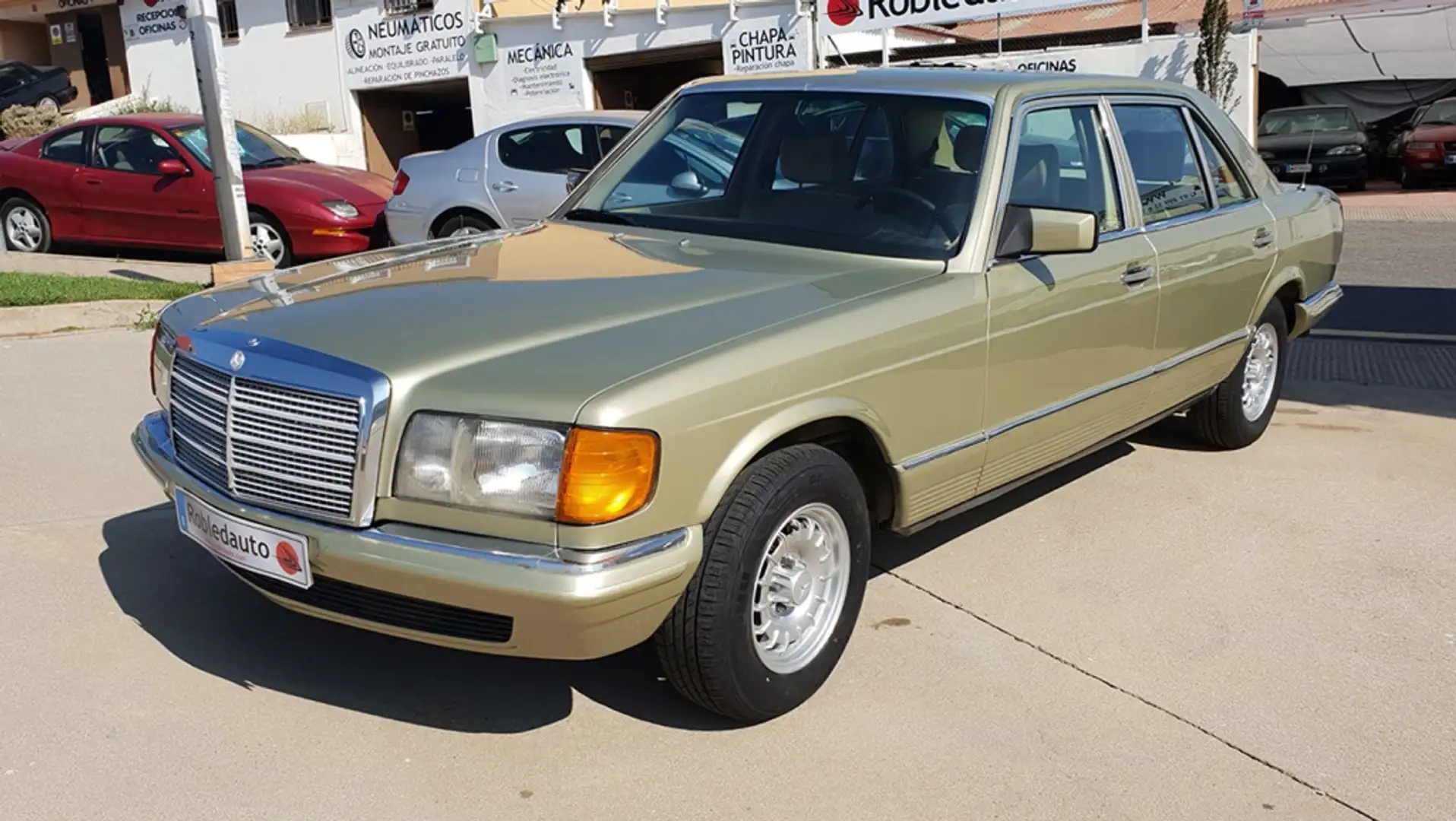 Mercedes-Benz MERCEDES-BENZ Clase S (W126) Berlina  Automático Зелений - 1