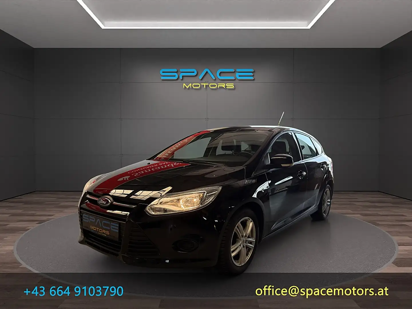 Ford Focus Ambiente 1,6 TDCi DPF Schwarz - 1