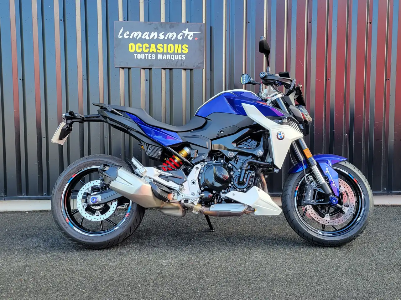 BMW F 900 R