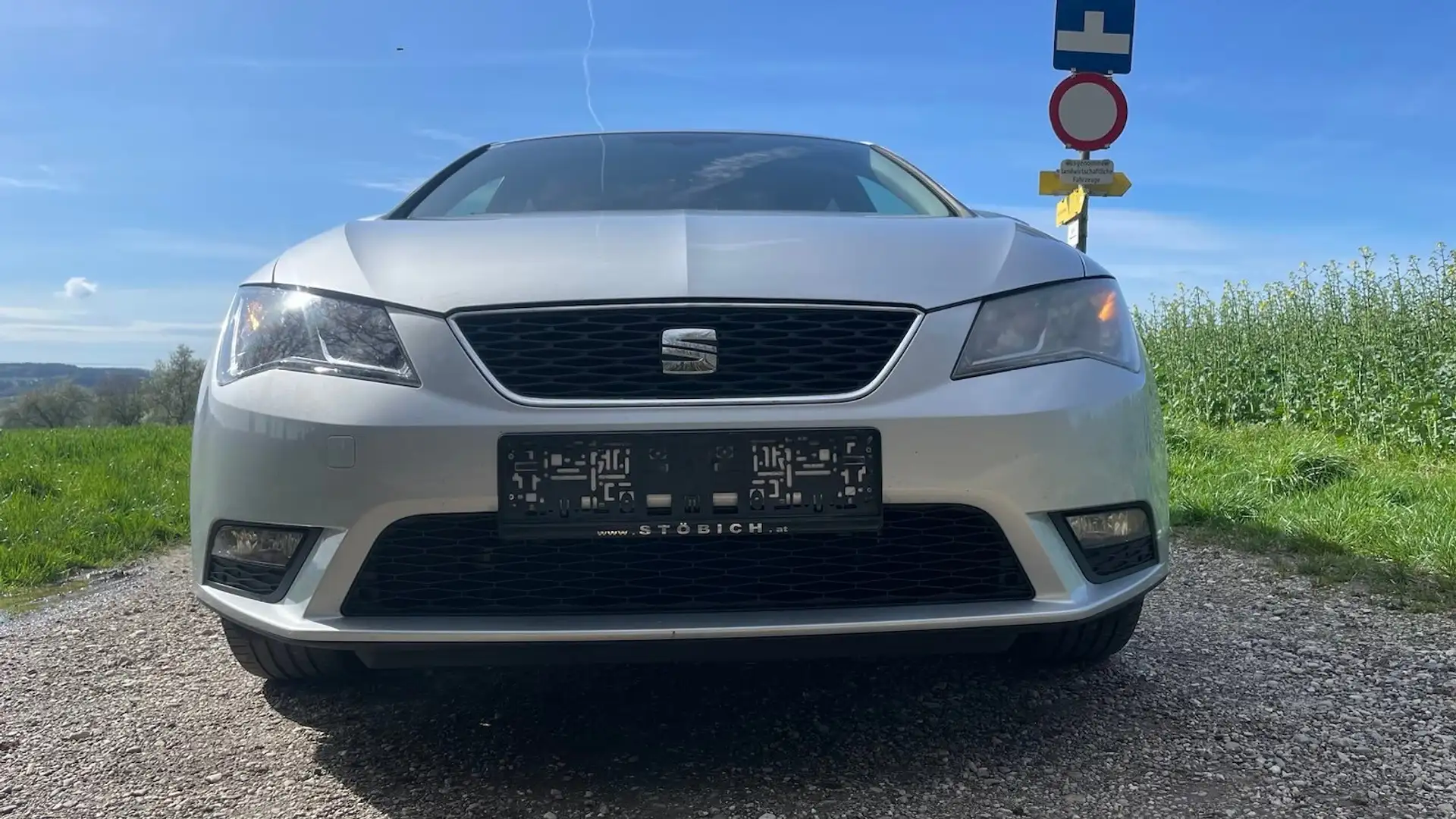 SEAT Leon Leon Style 1,6 TDI CR Start-Stopp Style Silber - 2