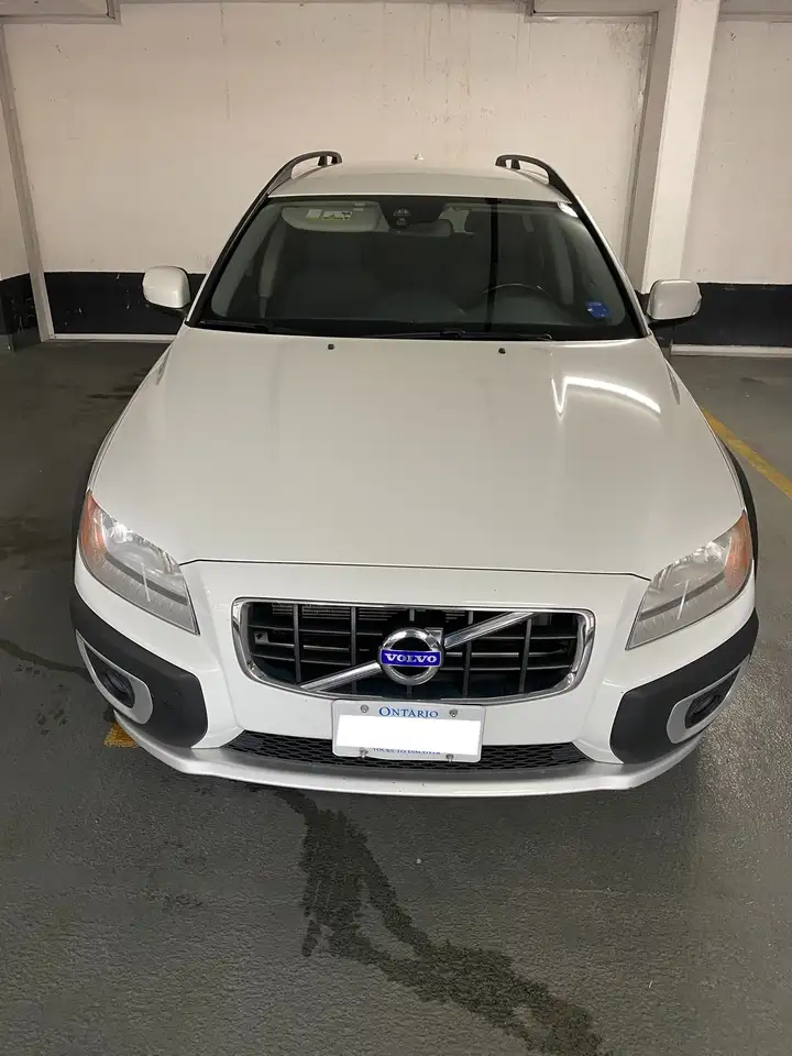 Volvo XC70 снимка Volvo XC70