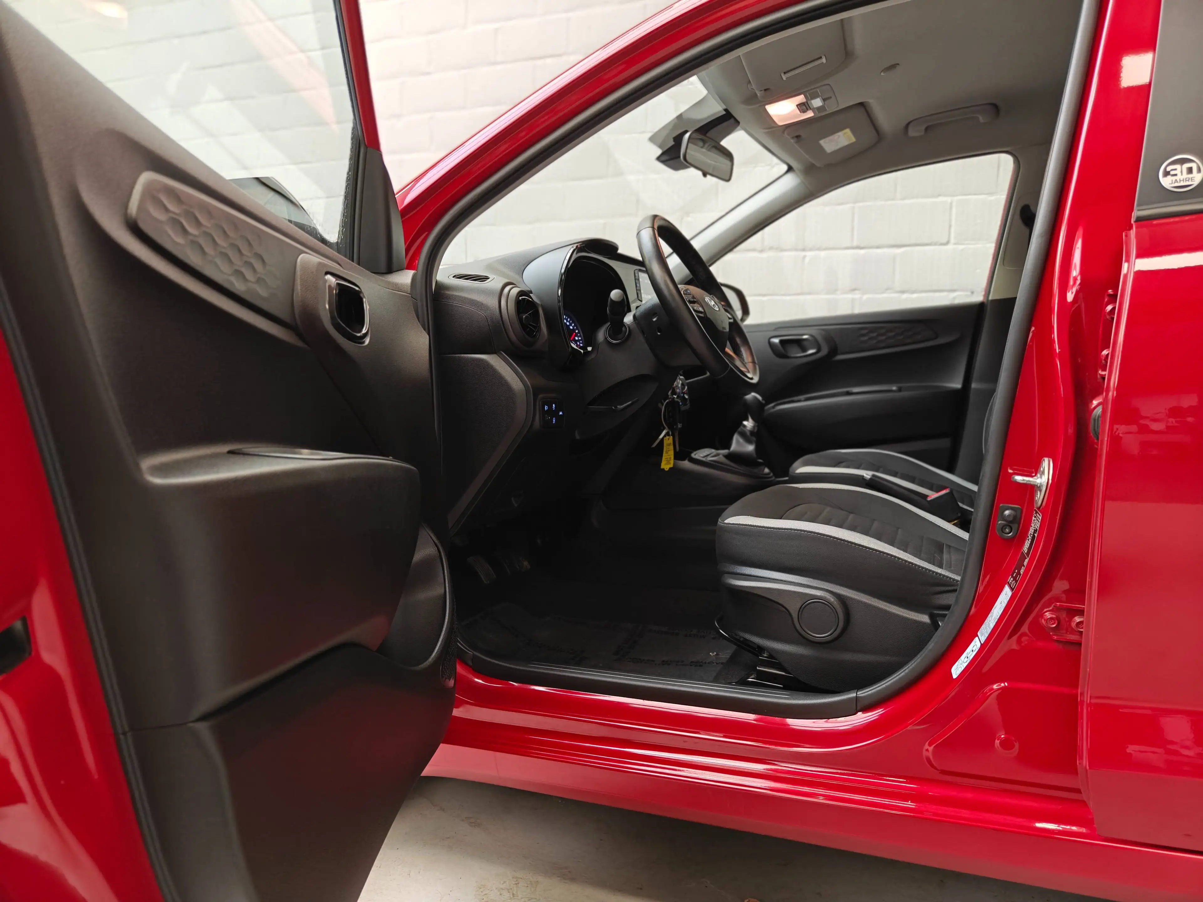 Hyundai i10 1.0 Edition 30 - Apple Carplay - Stuurvw en zetelvwarming - Lane Assist — photo 17