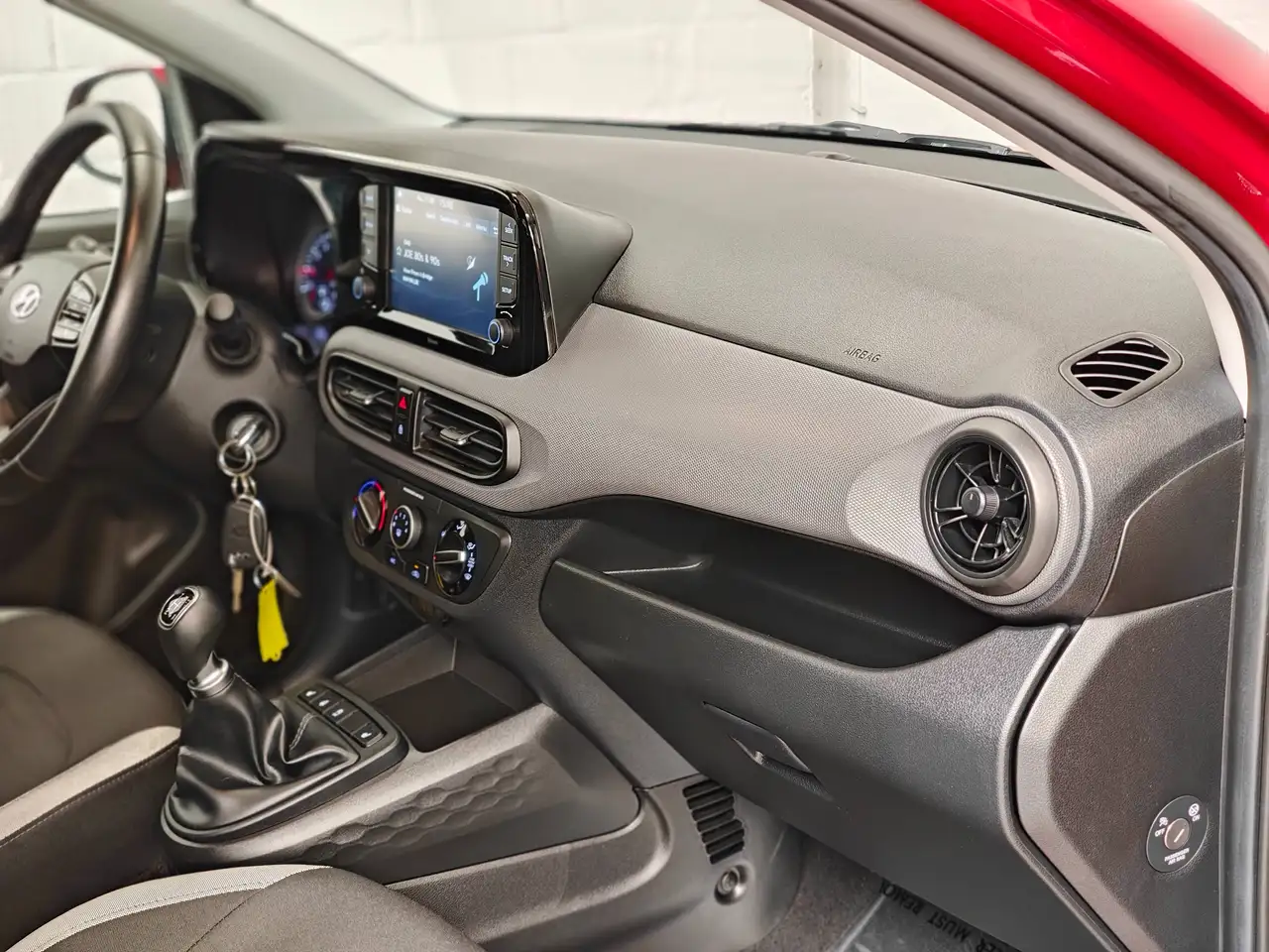 Hyundai i10 1.0 Edition 30 Apple Carplay Stuurvw en zetelvwarming Lane Assist, миниатюра 8