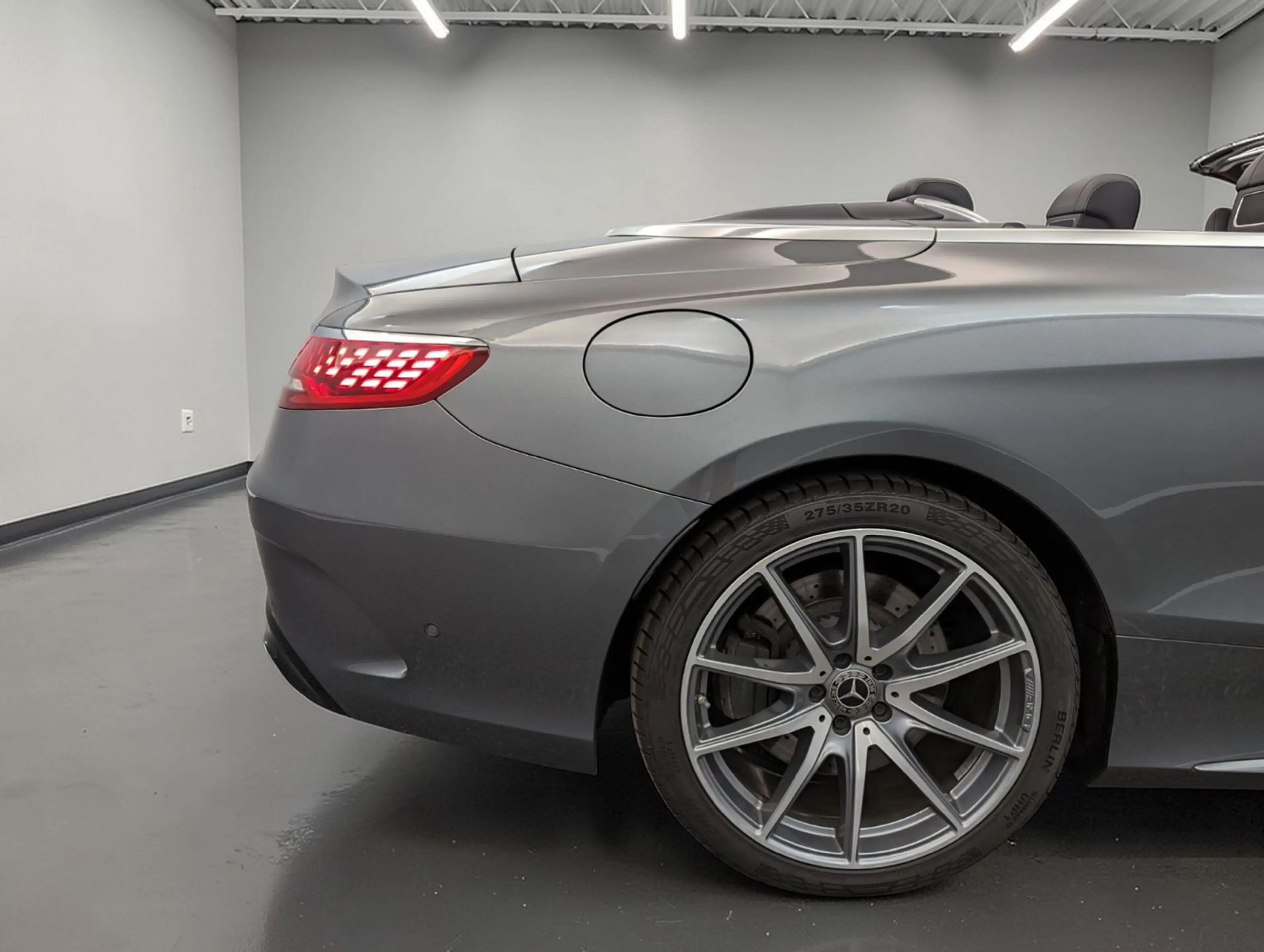 Mercedes-Benz S 560 Cabrio AMG*SWAROVSKI*TV*NIGHTVI*AIRS*BURM — photo 13