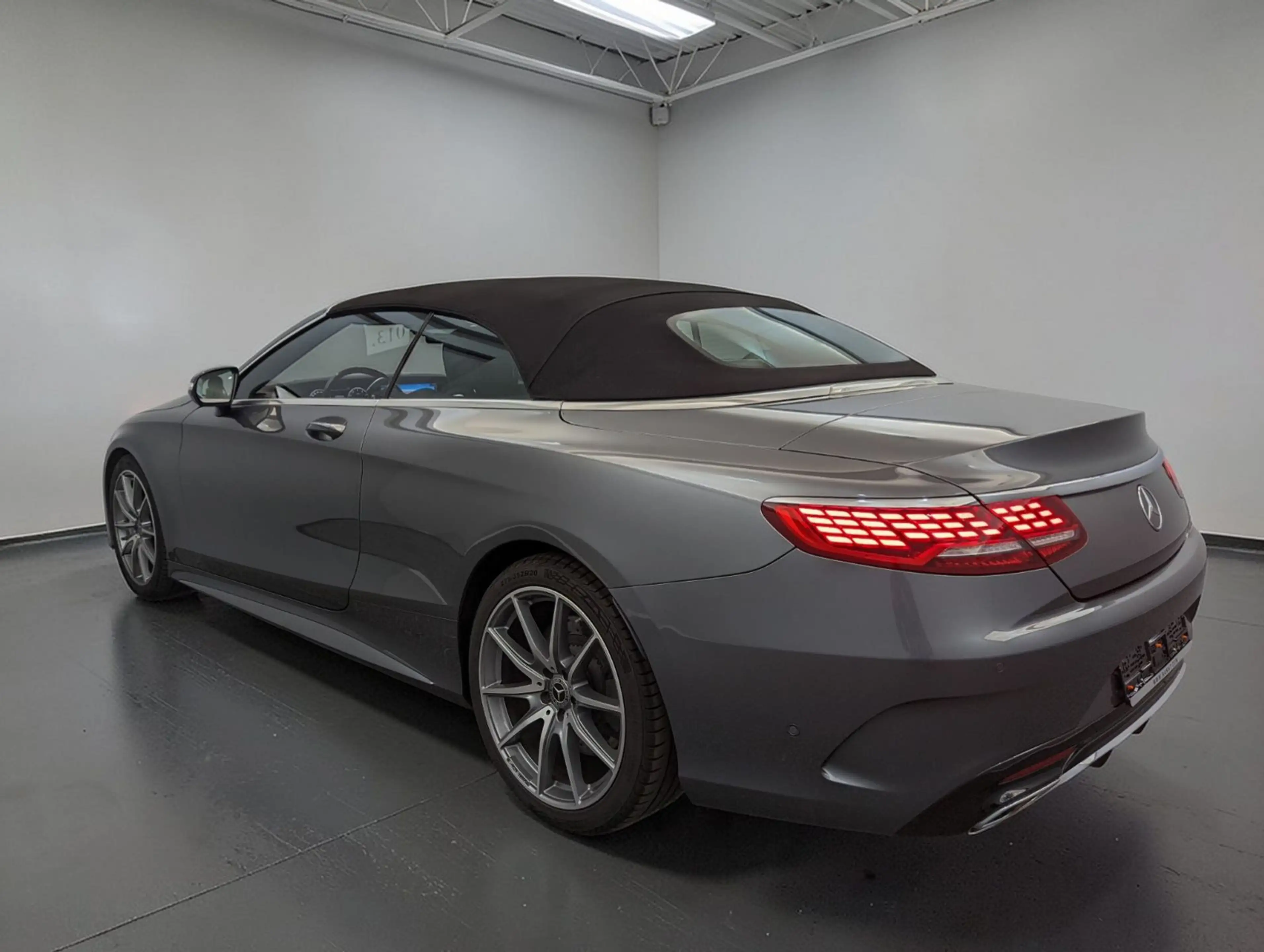 Mercedes-Benz S 560 Cabrio AMG*SWAROVSKI*TV*NIGHTVI*AIRS*BURM — photo 7