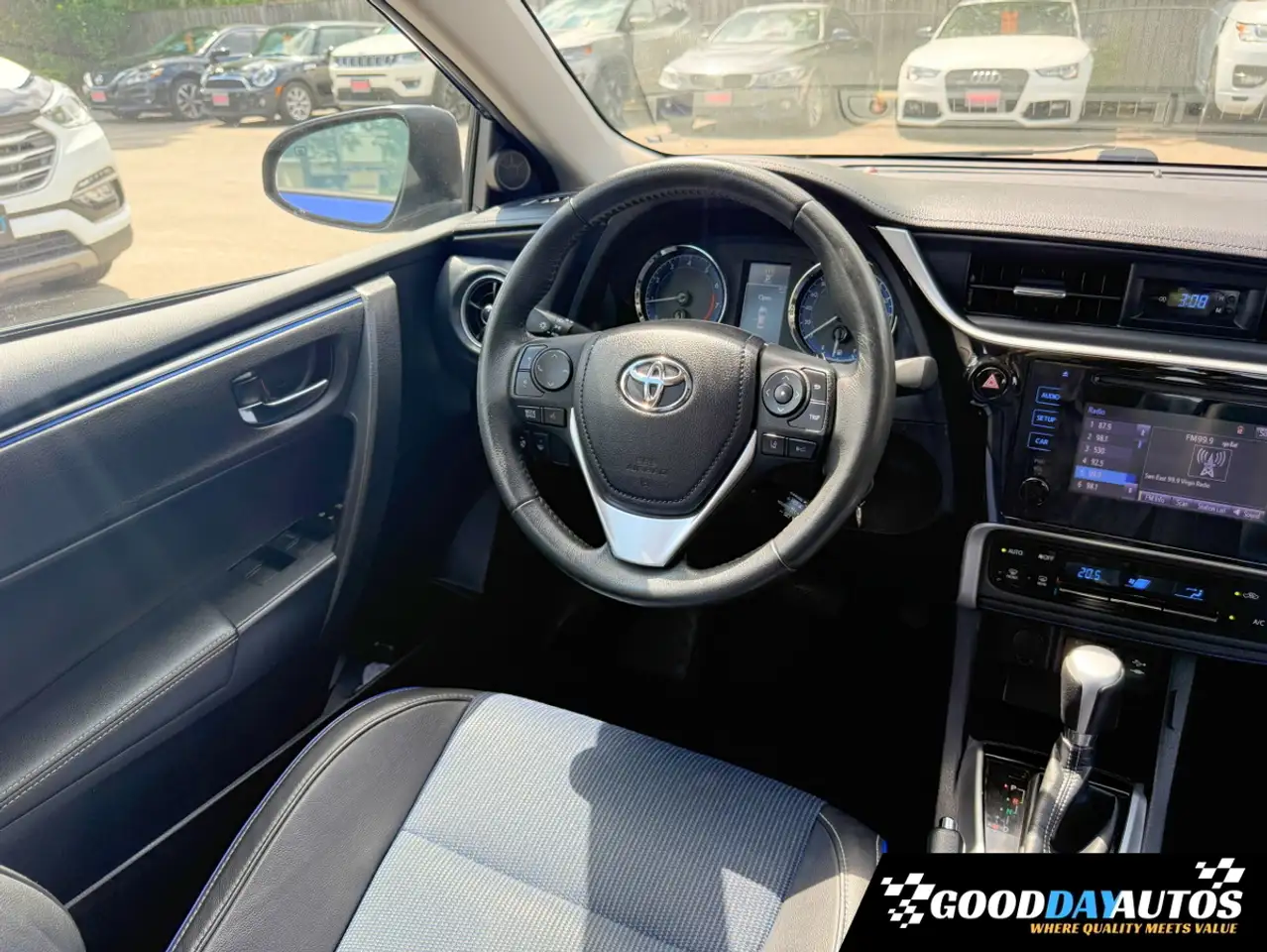 Toyota Corolla fotografie Toyota Corolla