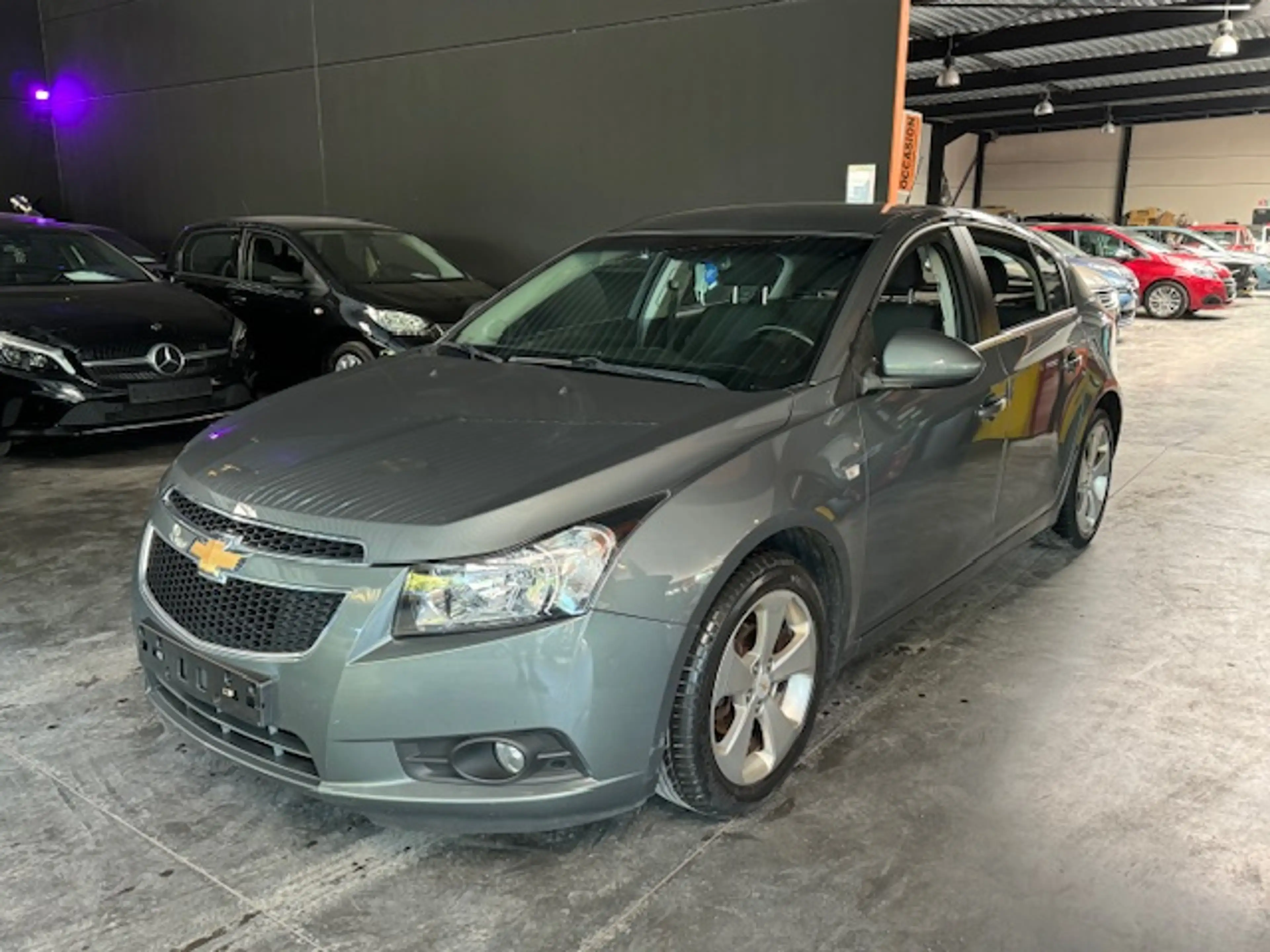 Chevrolet Cruze 1.8i - AUTOMATIQUE - A/C - RADIO CD/USB/AUX — photo 4