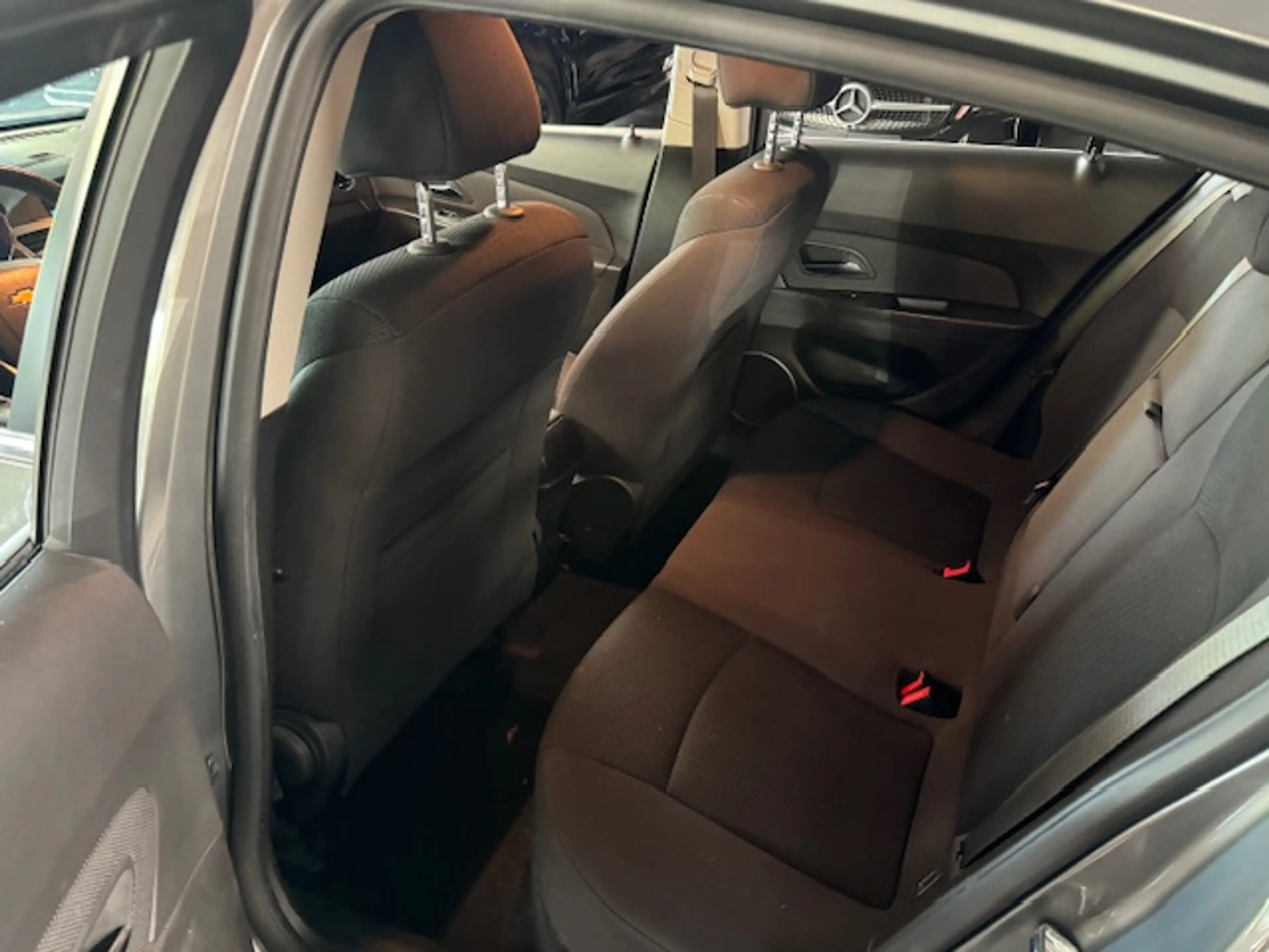 Chevrolet Cruze 1.8i - AUTOMATIQUE - A/C - RADIO CD/USB/AUX — photo 12