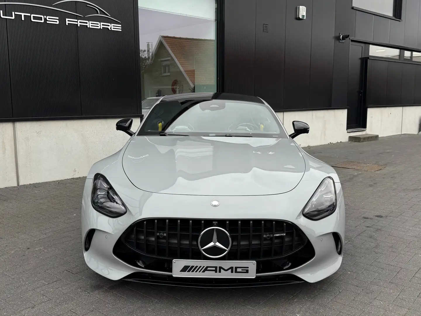 Mercedes-Benz AMG GT 63 4MATIC+ Coupe 2D AMG Speedshift MCT 9G Gris - 2