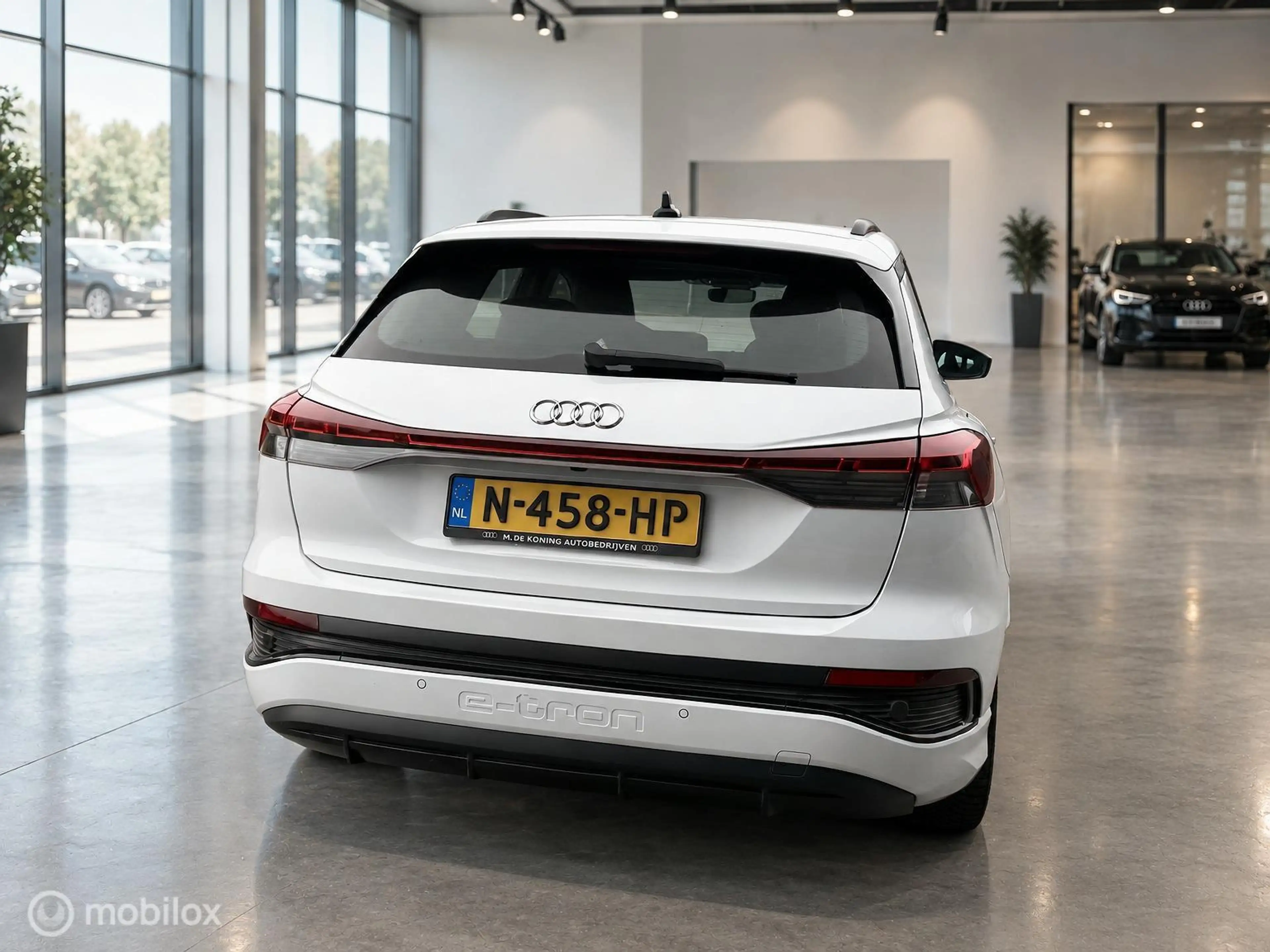 Audi Q4 e-tron 40 Launch edition S Competition 77 kWh | SOH 90% | — photo 8