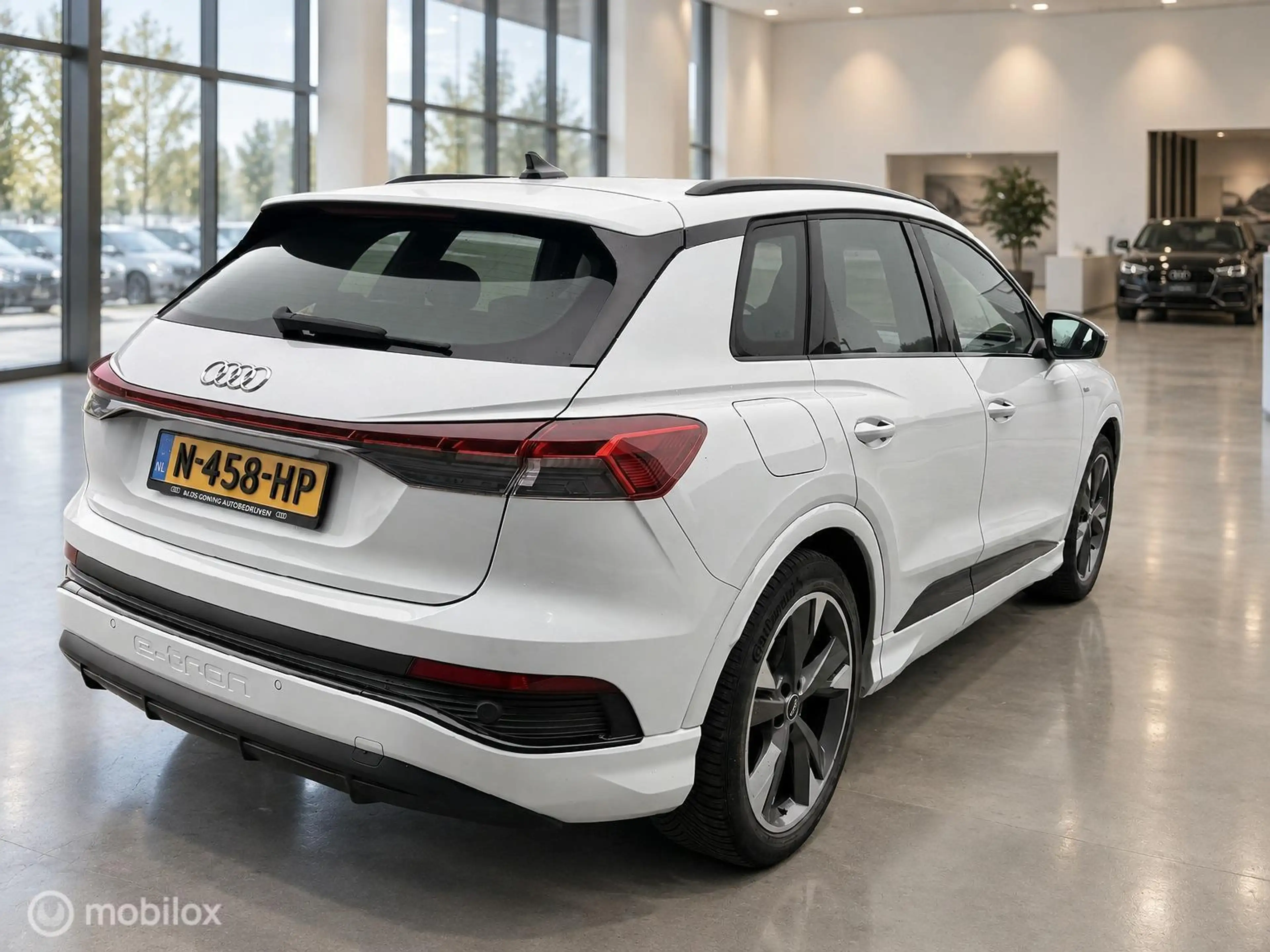 Audi Q4 e-tron 40 Launch edition S Competition 77 kWh | SOH 90% | — photo 9