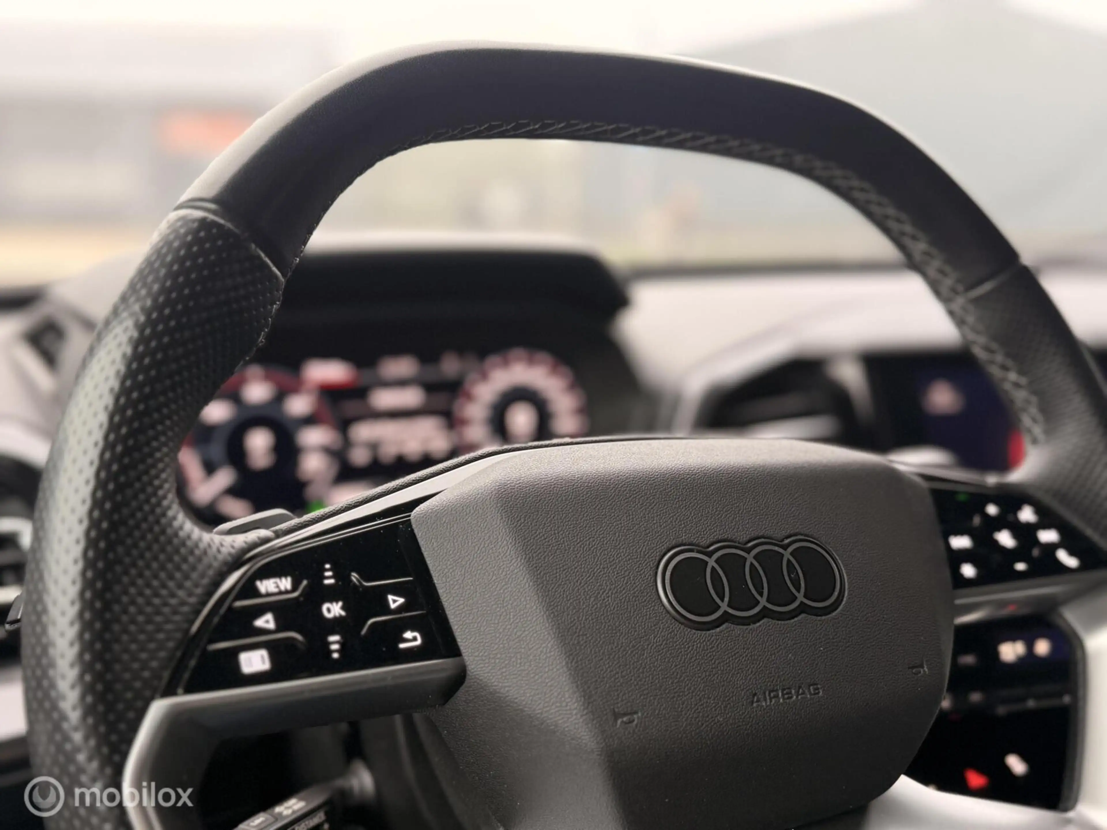 Audi Q4 e-tron 40 Launch edition S Competition 77 kWh | SOH 90% | — photo 22