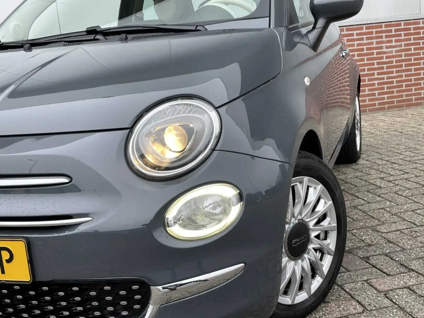 Fiat 500 1.0 Hybrid 70 PK Lounge | Navi | Carplay | PDC | 1 Gris - 2