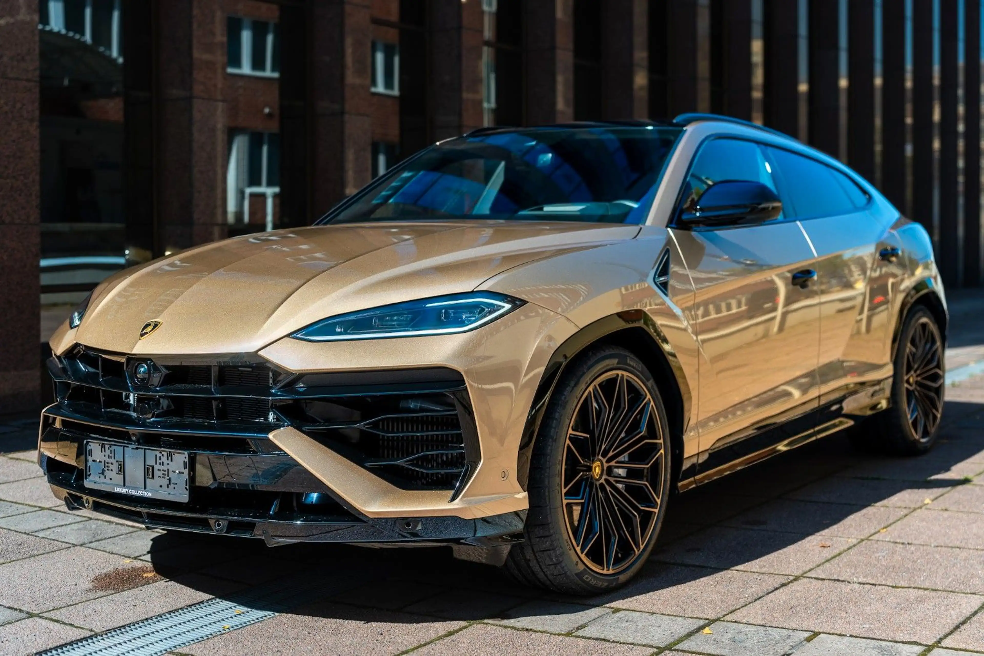 Lamborghini Urus 4.0 V8 SE — photo 2